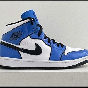 Nike Jordan 1 Mid Signal Blue